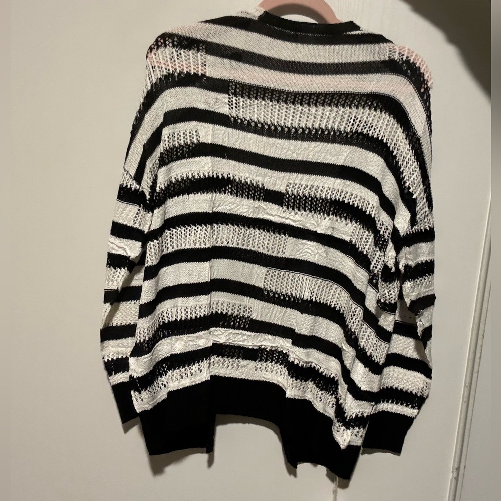 Black and White Striped Women's Open front Cardigan S - Picture 2 of 6